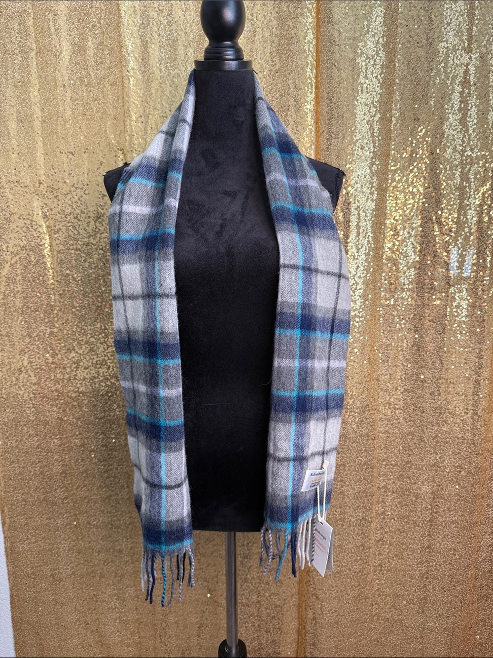 Edinburgh 100% Lambswool scarf blue and gray plaid design unisex. NWT!